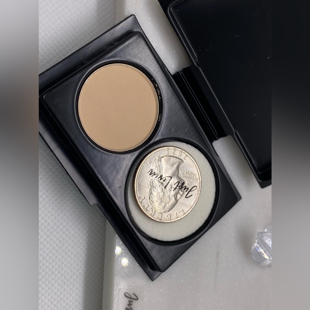 🎀 NC20 Studio Fix Foundation - Picture 6 of 10